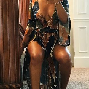 🖤 small tropical print maxi dress/skort